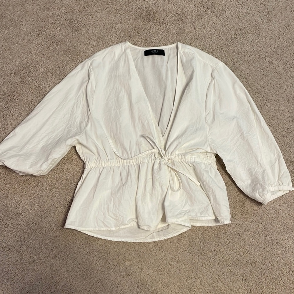 ABLE wrap top